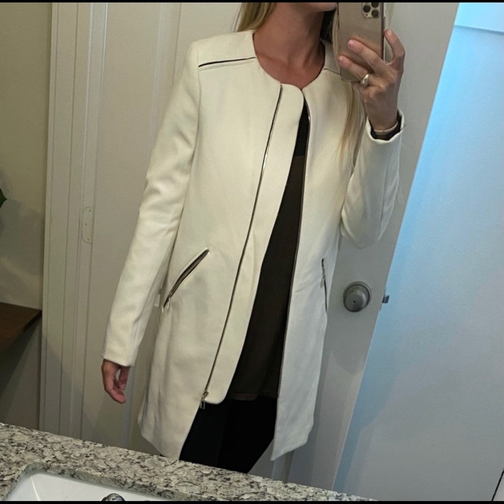 Zara White Winter Peacoat- Women’s XS